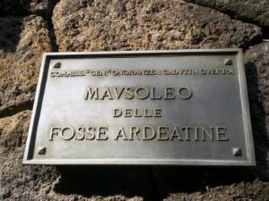 targa Mausoleo Fosse Ardeatine